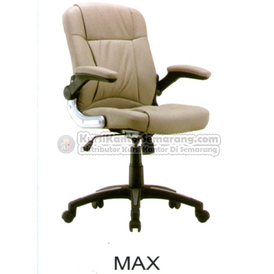 Kursi Direktur Fantoni Max